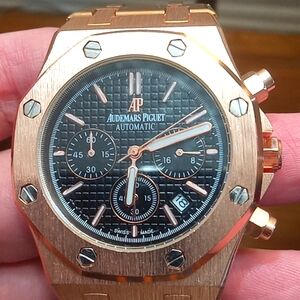 AP style watch